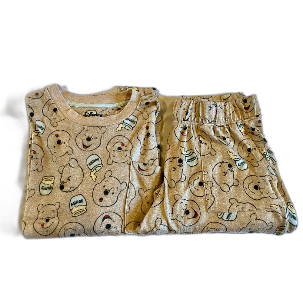 Winnie the Pooh Disney Merchandise Pajama Set - Pants & Top - Woman's Medium
